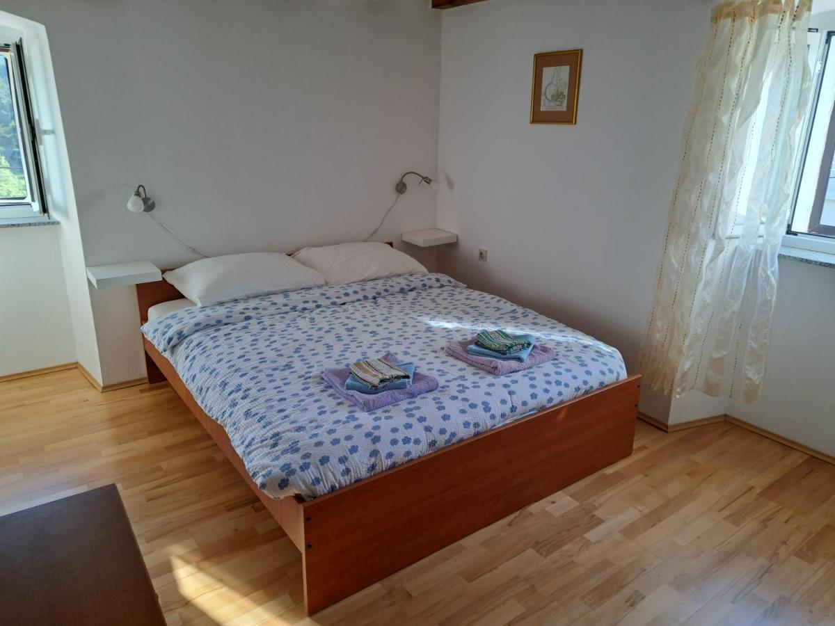 Holiday Home Pernata Εξωτερικό φωτογραφία