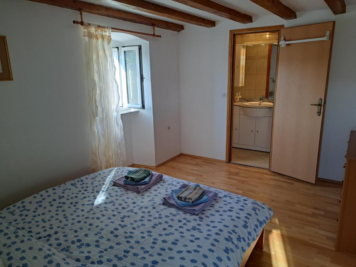 Holiday Home Pernata Εξωτερικό φωτογραφία